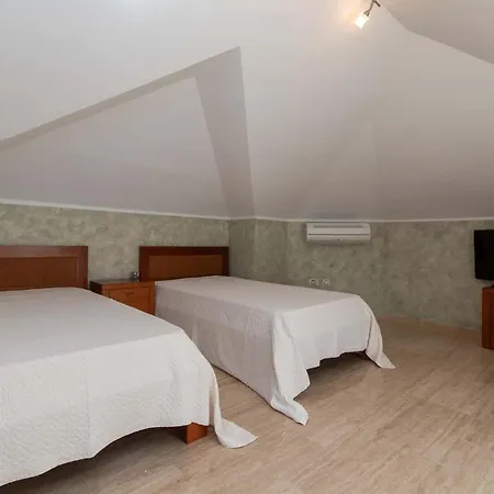 Parque Tropical 5 - Three Bed Villa *